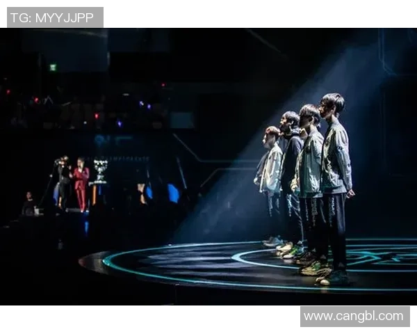 IG战队凭借60分强势领跑精英赛积分榜竞争愈发激烈