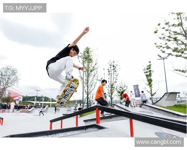 重庆滑板队引领潮流最新滑板战术TOP10全面解析