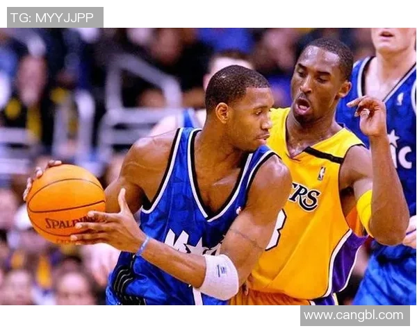 07年科比与韦德巅峰对决回顾:篮球传奇的激情碰撞与辉煌时刻 07年科比与韦德巅峰对决回顾:篮球传奇的激情碰撞与辉煌时刻